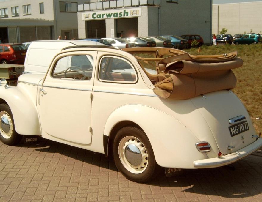 Skoda Tudor 1102 cabrio coupe